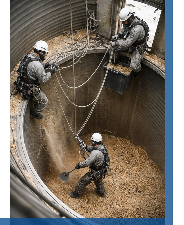 Чистка зерновых бункеров в Пугачёве от 12192 р. | ВЫСОТНИК-Пгч